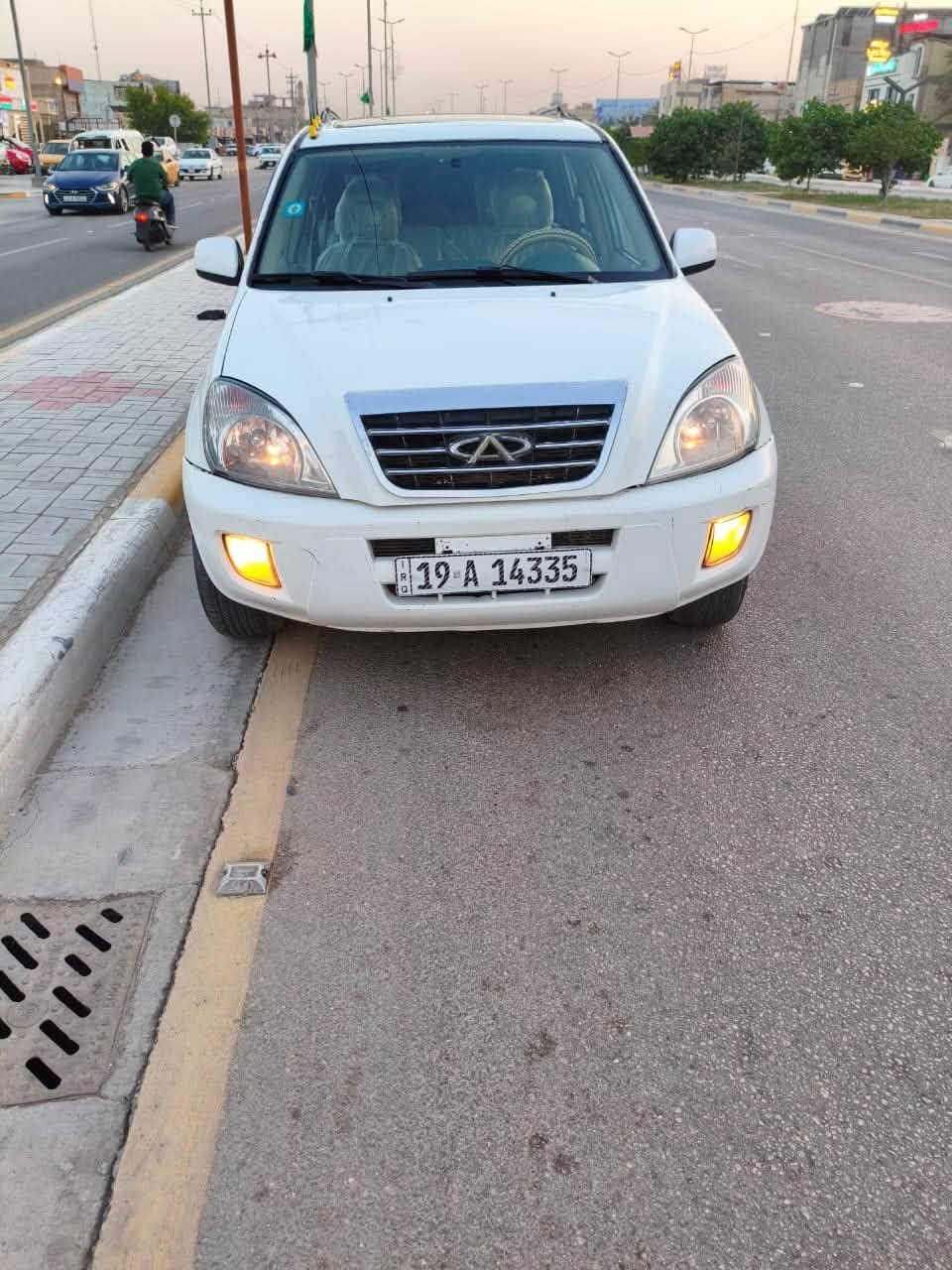 سلامو عليكم شيري تيكو سياره مصبوغه حزام جاهزه السياره خير من الله مكينه وكير عل شرط تخم تاير حداديه جديده العلوان كربلاء السعر 43 وبيه مجال الهتف***********
