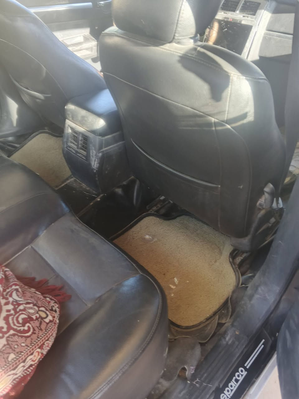 جانجر 10اصل كير مكينه خير من الله السيارة حادثه الباب جيهت العبري تخم تاير حداديه جديده استوني شاده السعر 75وبيه مجال امكلف بلنشر رقم راعي السيارة ***********
