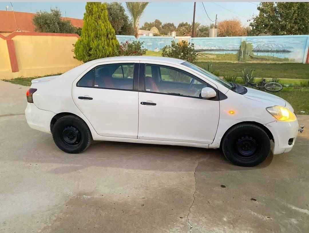 يارس ابيض 2008 خليجي للبيع بأسمي 
بدلت قماره بس ماصبغتها اخذتها نفسها مال شركه لون أبيض سبب تبديل القمارة تضررت كلش ايام التحرير السياره مصبوغه حزام.. قماره وجنطه وبنيد مامصبوغات
محرك 16 تبريد شغال تدفئة شغاله رقم بغداد دولي اكفلها قانونياً وبعد الي عنده ملاحظات خادم

السعر 58

يشهد الله السياره مكلفتني 73

ولكن ردت ابيعها بيع مستعجل

السياره متواجده موصل ناحية القياره

***********
