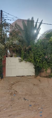 بيت كامل • ١٢٥م • شارع المستوصف
