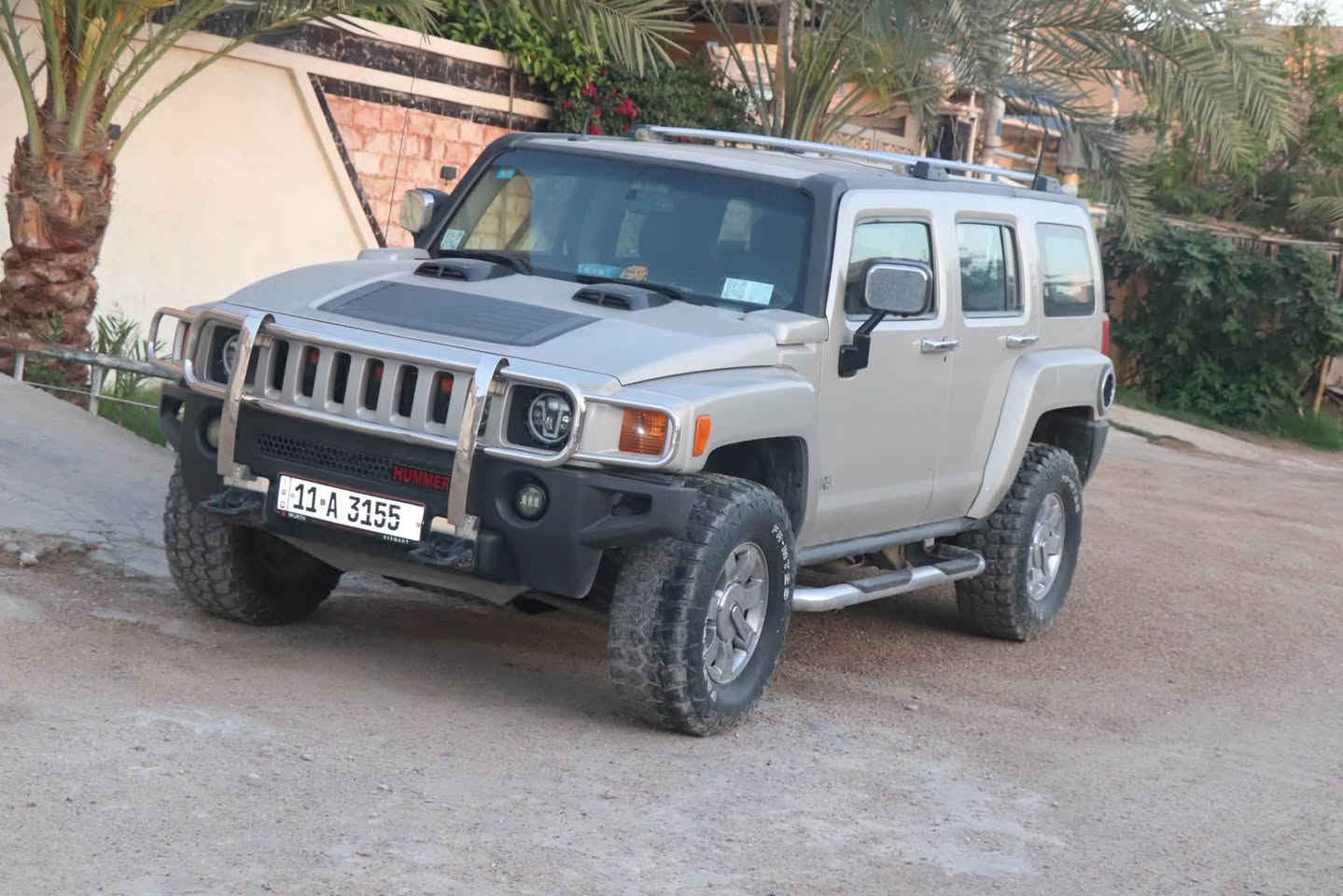 همر H3X
السعر125$. بغداد  باسمي

كفر اسبير خلفي.كشنات جلد كهرباء تدفئه

شاشات خلفية  

ويل كروم تايرات جبلي 

كهربائيات واحد عل واحد كلهة بلادي 

مكينه 3700 ابيض .دبل حساس فور ويل.

.تبريد تدفئة بلادي .اناره فوق القماره للسفرات  بس حاليا شايلهن بس موجودات 

بالاضافة الى كامرات dvr تسجيل 360 درجة

مع شاشة تاب اطار بلادي 

دمام ابلادي 

لايت لد  لانكلر اطار بلادي همر

———-

السيارة صارلهة 10 سنوات عندي الحمد لله

ما شكيت من عدهة ابد 

بس حاليا عندي خربطة بالمحرك

يطلعلي كود p0300

خلل بمنظومة الاحتراق بس تمشي اروح بيهة وين ما جان 

ما وديتهة عل اي فيتر اني اشتغل بيدي

والله سيارة منصوبة بالعافية اللي ياخذهة

مكان السيارة الفلوجة

***********

***********

***********
