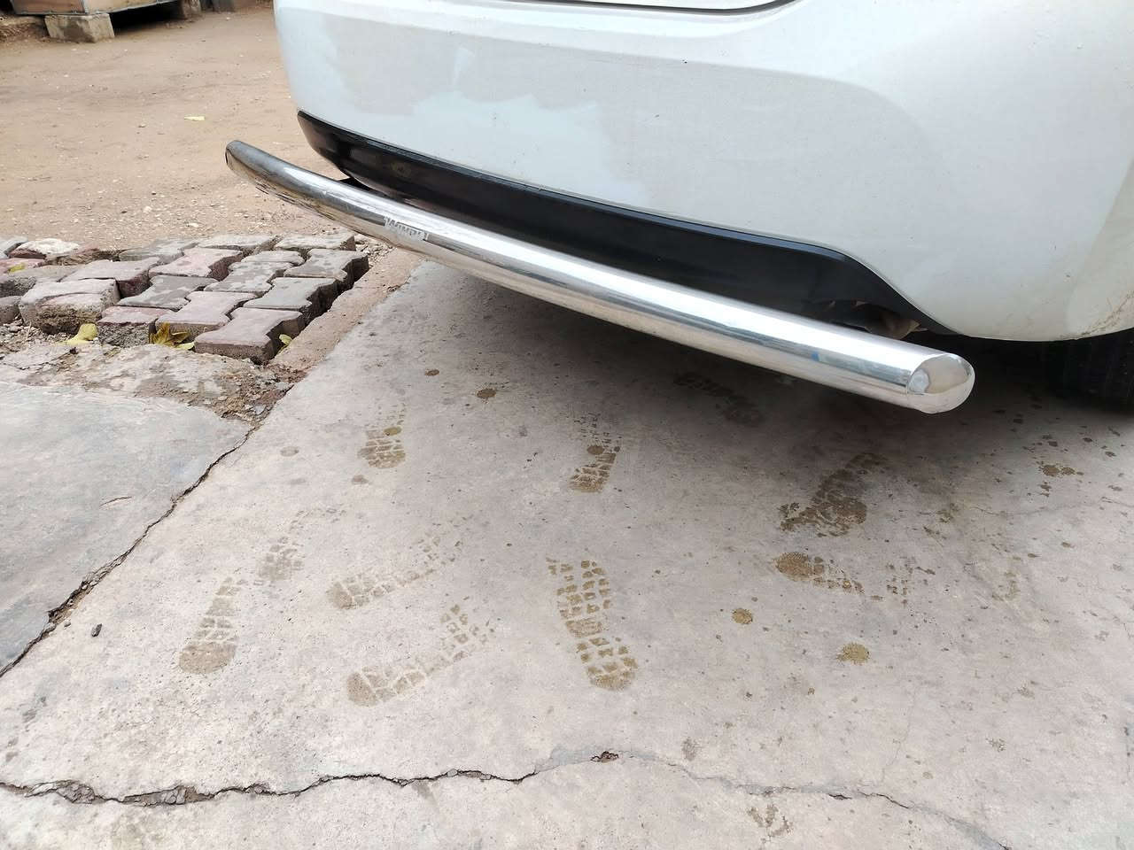 سلام عليكم درع كورلا للبيع يرهم من موديل ٢٠٠٨ لحد ٢٠١٩ سعره ٨٠ الف بي مجال مكان طوز خورماتو ***********
