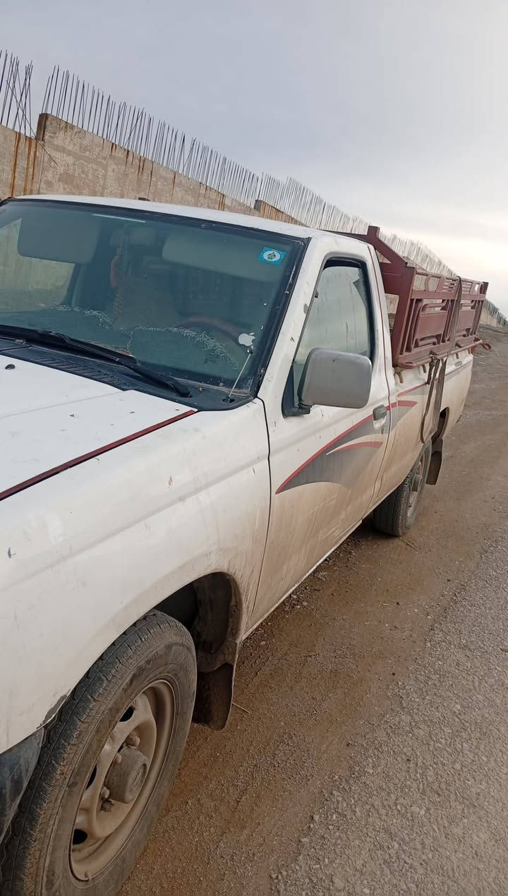 سلاوی خوا لە هەموو لایەک نیسان مۆدیل2002 گێر مەکینە ئەکسل بەشەرت 
تەبریت پاوەرنیە کامل بۆیاخ لەسەر ساغی دەعمی نیە سەنەوی تازەیە تا 2030 مالی دۆست شوێنم سلێمانیە***********
*********** السليمانية, العراق
