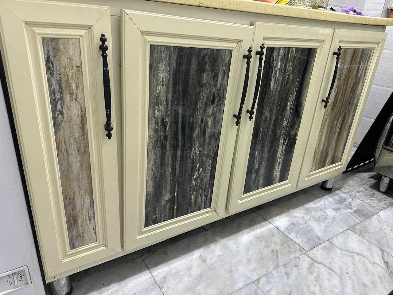 هلو سنك و ملحق نضيف ما بي اضرار بس فطر واحد اباب وحده و ممبين مأشره عليه بالصورو الداخل هم نضيف بس الجلاد مشلوع يعني ما بي شي نهايته 150 العنوان بغداد حي  اور اليريد يتفضل خاص


**إذا كنت صاحب هذا الإعلان وتريد حذفه لأي سبب، رجاءا أرسل رسالة إلى الدعم الفني**