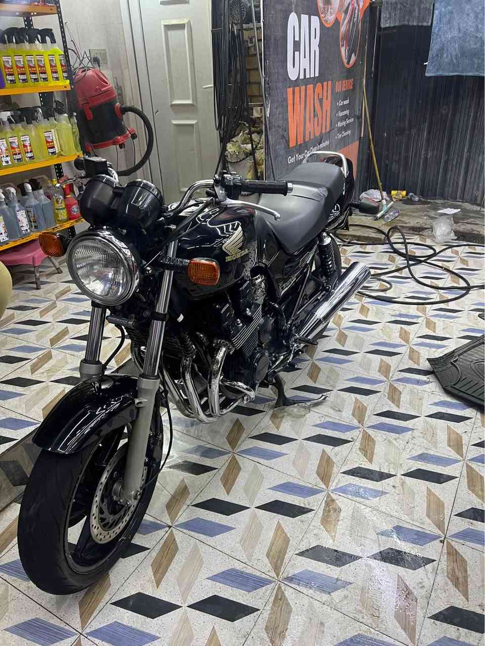 السلام عليكم دراجهCB750
محرك750cc
الدراجه بحاله الوكاله ما بيها نقص برغي مكفوله كفاله عامه
اوراق كامله مدفوع كمركها عمارة, ميسان


**إذا كنت صاحب هذا الإعلان وتريد حذفه لأي سبب، رجاءا أرسل رسالة إلى الدعم الفني**
