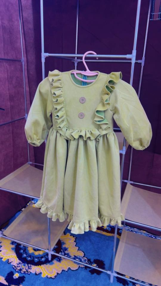 تصفيه. السعر الفساتين ع 10 الكوت ع 8فساتين رمضانيه ع 8 القياسات من 2 سنه اله 12 سنه التواصل وات ساب ***********
