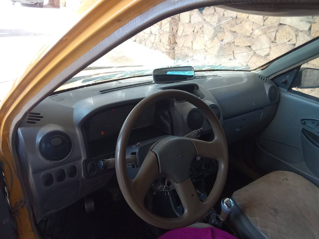 سلام علبكم سياره لل بيع جاهزه مديله2013 مكاني نجف رقم الهاتف ***********
