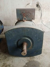 يتوفر راس توليد سنكل15 KW ابلادي نحاس  شراي خاص ودلل  يتوفر خدمة توصيل...