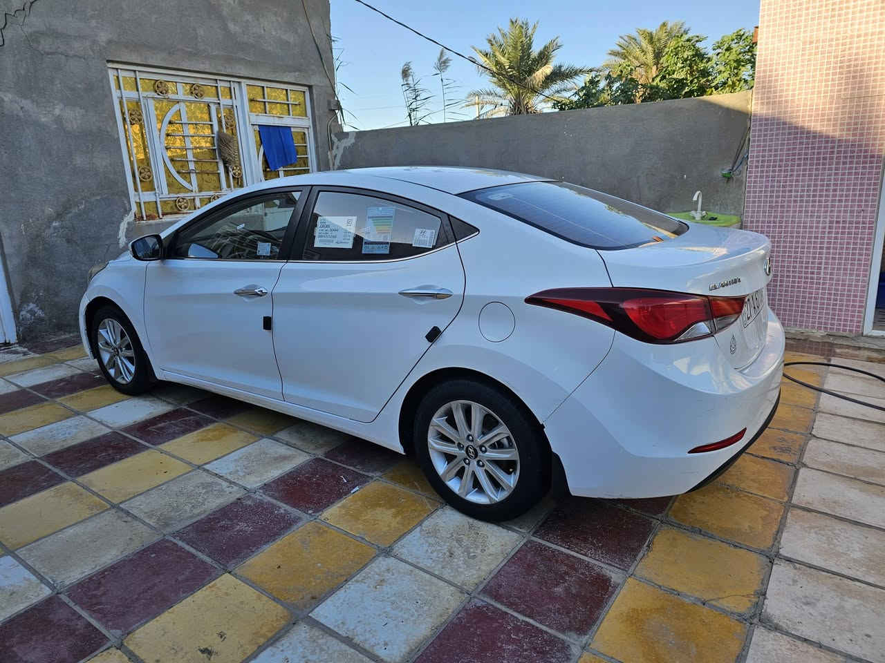 السلام عليكم  رمضان كريم
النتره موديل 2016  وينه يدور جديد 
كفاله عامه شبر صبغ بل دوسه وباقي كفاله
مكينه كير حداديه تخم تاير جاهزه على الخير
فول مواصفات ما عده بصمه 
مكان سياره ناصريه سعر 135
  الاتصال على رقم ***********
