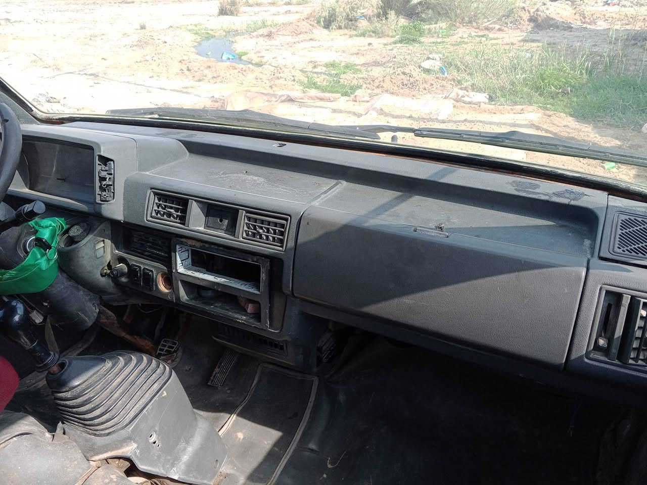 سلام عليكم كيه بسته للبيع تخم تأير وباتري جديد دوشمه حلوه مكينه خير من الله كير بس النمره الرابعه ما تجي راعيه ما اندله اتكفل من سرقه وعشاعر فقط السعر ١٢ ورقه وبيها مجال بسيط مكان واسط ***********
