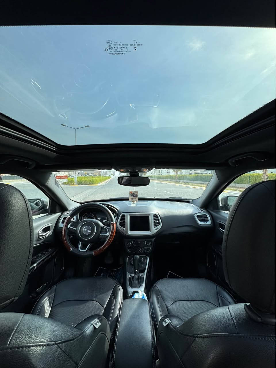 Jeep compass 2021
پانؤراما 
بلاك تؤپ
ويل ١٩
شاشة
بةسمة و شغال 
اوتو ستوپ
لايت ليد
كوشين جلد و كارةبايى
٣٩٠٠٠ميل ماشي
بس البونيت صبغ بدون دواخل
يةك پارچة سبوغ بةبئ ژؤرئ أربيل, العراق


**إذا كنت صاحب هذا الإعلان وتريد حذفه لأي سبب، رجاءا أرسل رسالة إلى الدعم الفني**