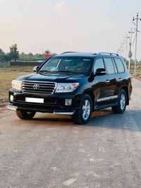 لاندكروز 2012 رقم بغداد انكليزي   مكفوله كفاله عامه تبديل وبارد وقطره ...