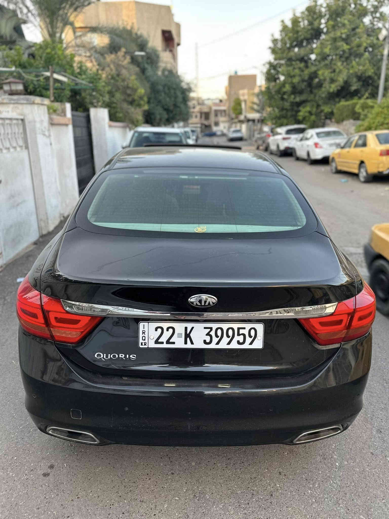 كورس خليجي 2013 فئة الاولة السعر 147 فوول 
محرك 6 سلندر دوش
6 بصمات
ابواب شفط
جكات
فول بردات
جنطة كهرباء
5 كامرات
حساسات
رادار
بعد بيهة هواااي مواصفات
بنيد صبغ فقط بدون لغد بدون شاصي بدون ايرباك
بسمي السيارة
مكان الاعضمية
***********
ماشية 88 KM حقيقي السيارة جاهزة بدون نقص
