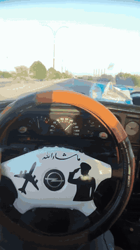 السلام عليكم اوبل اوميكا للبيع موديل 92 محرك 2000 بلادي كير عادي جام امامي كهربائي وخلفي يدات مسجل شاشه لمس سنتر لوك تقفيل وتفتيح عل ريمونت  سياره جاهزه كير ومحرك وباتري وصدر. امامي وخلفي كله جديد تخم تاير واكسل ترايك وين متريد رقم انبار تحويل مباشر سنويه لل2028  سياره مال جناي كهربائيات كله شغاله ومرتبه السعر 36 وبيه مجال للشراي مكاني حبانيه سيسي
للاستفسار اكثر اتصل:
***********
***********
