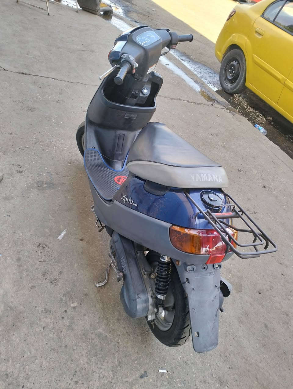 ماطور بوتين كله شغال وايرمنيه كلها شغال ماكينه شرط ما مفتوح بس باثر وانا ما اكسن السعر 425  بي مجال رقم الهاتف ***********
