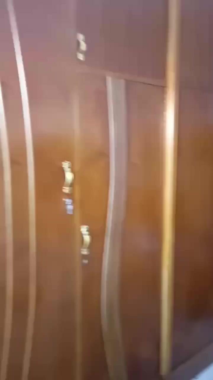 كنتور شغل ثكيل درجه اولى دنك زان كل باب وحده ظهر جرجوبه ***********
