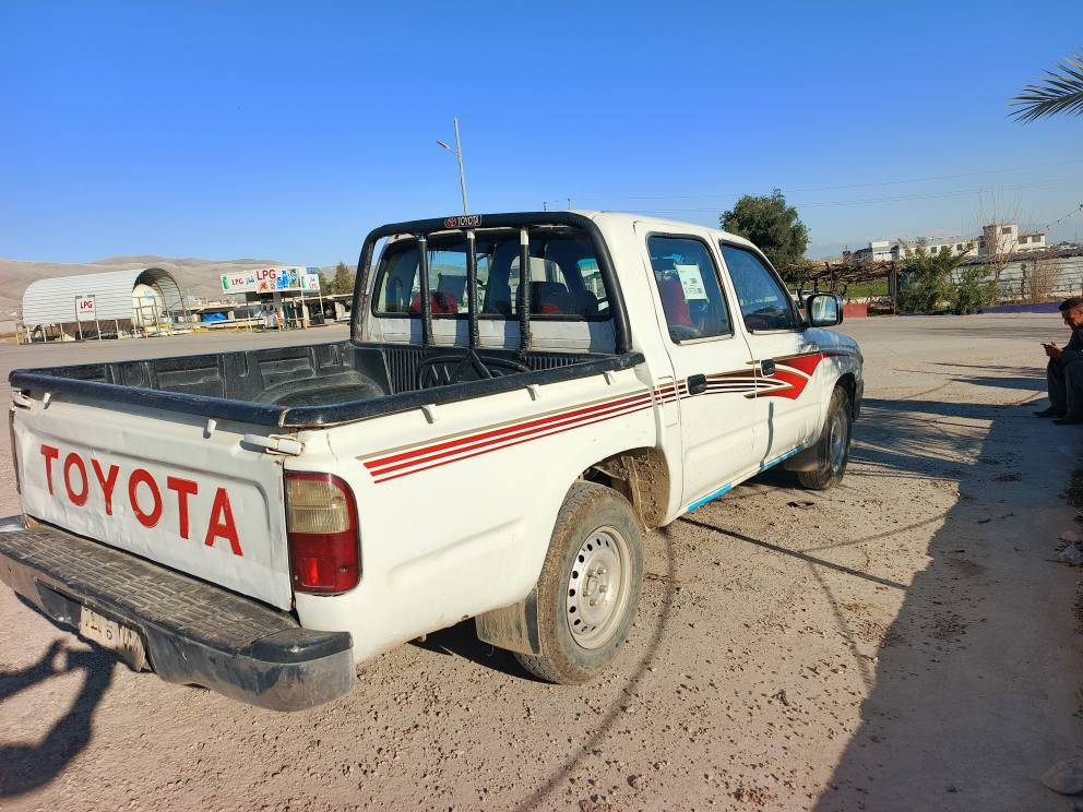 بيكاب تويتا موديل 2001 مه نه فيست فسفور ناوسور كامل مه سره ف زور باك و توندوتوله مالي دوسته كيرو مه كينه به شه رت  بو به يوه ندي ***********  ببورن جوابي نامه ناده مه وه السليمانية, العراق
