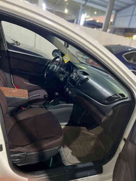 کیا سیراتو مودێل 2012 گێر عادی. بولند ،سقف صندوق. طه رگە .قتعه ونیڤ سبخ بێ داخلی گێرومکینە پاقژن سعر82
*********** دهوك
