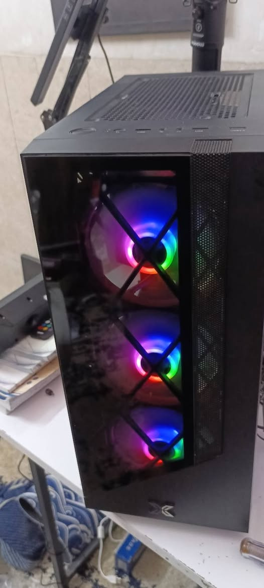 كيس زكماتك نقص جامه الجانبيه فقط 
وياه 4 فانات سعره 30 

مراوح كت 3 مراوح ( ARGB ) بدون هاب 
فول رجب براند ( ماااس) 
سعرهن 15 

سماعات خارجيه (PC) 
موجود نوعين 
القطعه البرتقاليه ب20 
القطعه الزرگه ب15 

توصيل موجود واني خادمكم 😊


**إذا كنت صاحب هذا الإعلان وتريد حذفه لأي سبب، رجاءا أرسل رسالة إلى الدعم الفني**