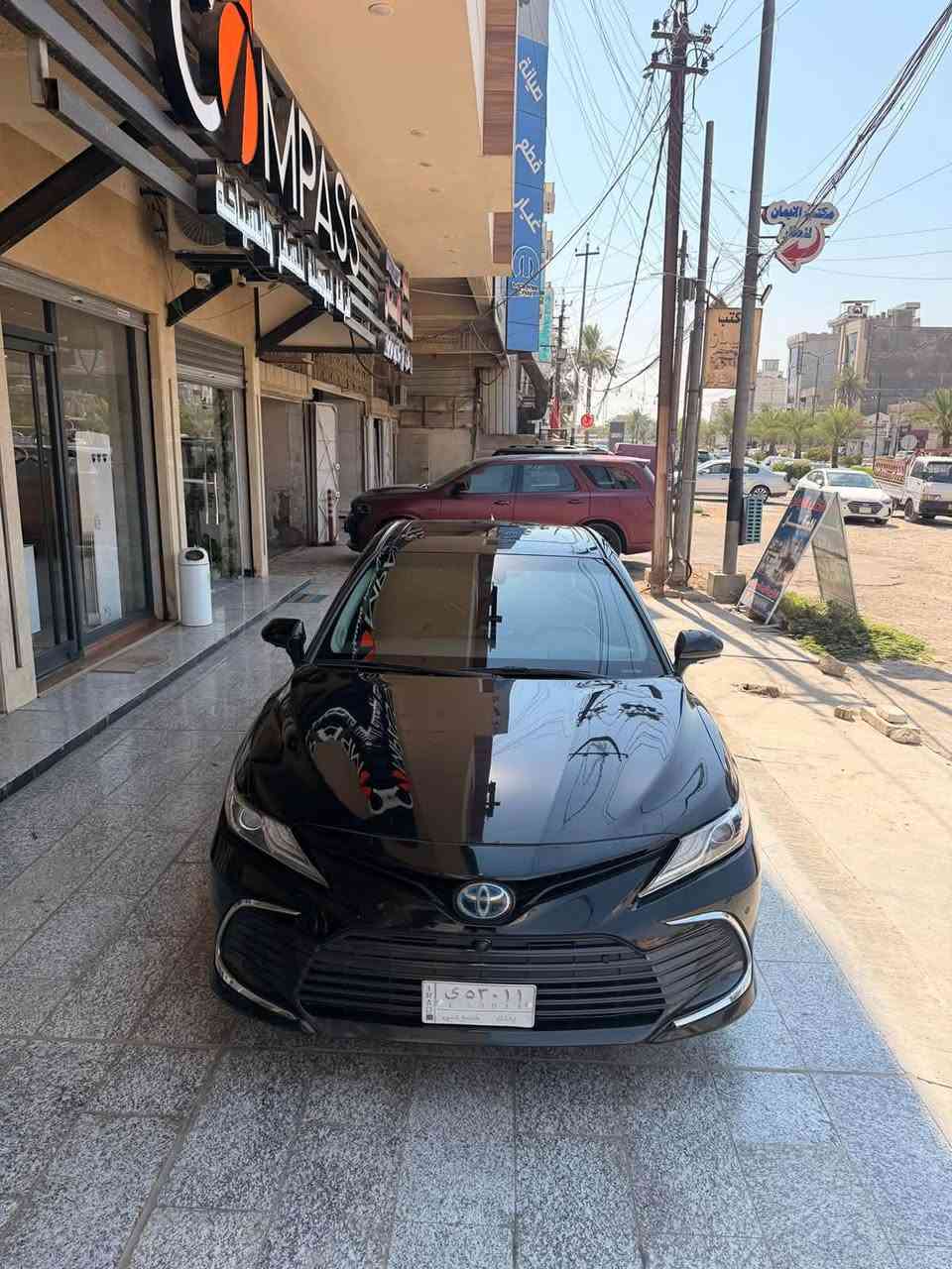 سلام عليكم
كامري 2022 xse  هايبرد 

فول مواصفات عداداشكام و5 

وكاميرات

سقف فتحة 

اوتو هولد

بريك بصمه 

حساسات اطراف سياره 

توقف ذاتي 

قياده ذاتي 

كشنات هيتر وتبريد 

وضعيات قياده نورمال سبورت دبل ايكو

كشن جلد وكهربائي 

تبريد امامي منفصل وتبريد خلفي 

مرايه جانبيه هيتر ونقطه عميه وتنبيه سياره 

رادار امامي خطوط 

سياره كلشي بيها على وضع شركة مابيها اي عيوب 

وحادثها صندوك وجاملغ خلفي 

وهنا بلعراق باب السايق 

رقم بغداد باسمي 

مكاني بغداد المنصور 

175 رايدها 

***********
