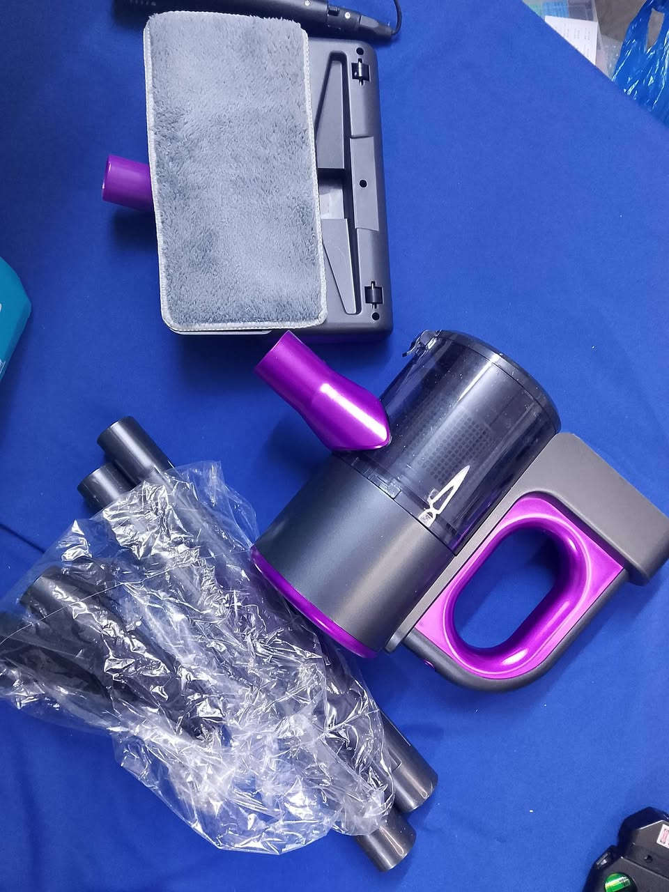 مكنسه شحن كنس ومسح السعر 35 مع التوصيل


**إذا كنت صاحب هذا الإعلان وتريد حذفه لأي سبب، رجاءا أرسل رسالة إلى الدعم الفني**