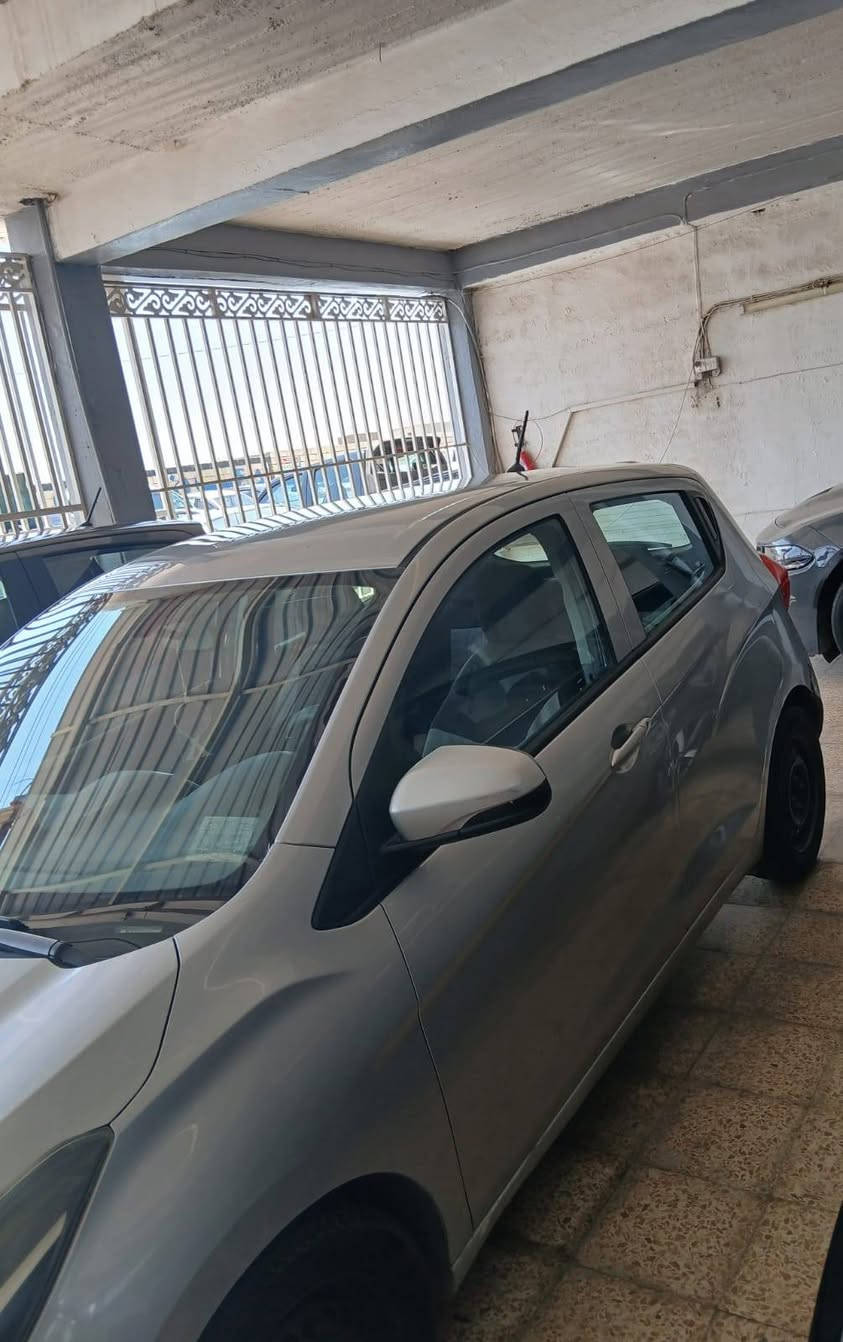 شوفرليت سبارك للبيع موديل ٢٠١٨ بدون ضرر شوية بارد الباب اليمين الخلفي فقط السيارة بدون تقليم ولا بولش سيارة بيت
#للبيع  شوفرليت سبارك للبيع موديل ٢٠١٨ بدون ضرر شوية بارد الباب اليمين الخلفي  فقط السيارة بدون تقليم ولا بولش سيارة بيت #السعر 77ورقه وبيها مجال ***********
