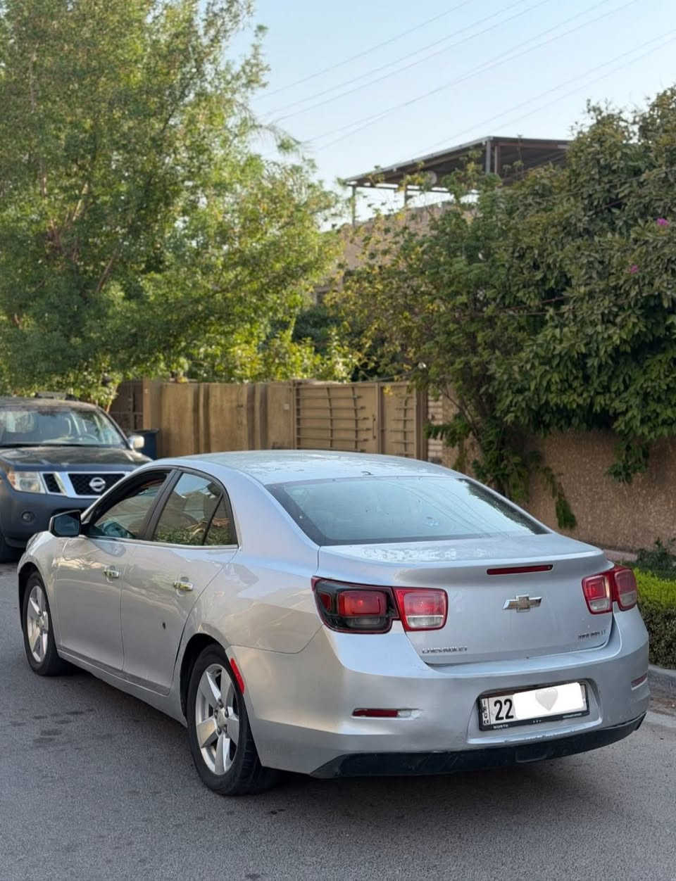 السلام عليكم 
ماليبو ٢٠١٣ خليجي 
مكفولة من الصبغ 
مواصفات عادية 
تبريد ثلج 
تحكمات ستيرن
محرك ٢٥٠٠ 
كشنات جلد
ترايها حلو 
تبريد ثلج 
رقم اربيل الجديد 
العنوان بغداد حي الجامعة
السعر ٦٢ ورقة
الرقم ***********
