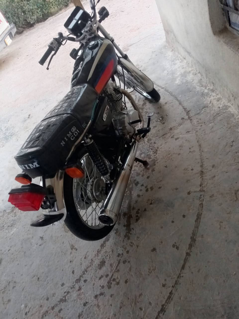 السلام عليكم دراجه ناعمه موديل 25 الدراجه مو بيع فقط مراوس اوراق كامله بالدراجه فقط ولفات مشدود لها الاصلي مكان مسيب مراوس فقط


**إذا كنت صاحب هذا الإعلان وتريد حذفه لأي سبب، رجاءا أرسل رسالة إلى الدعم الفني**