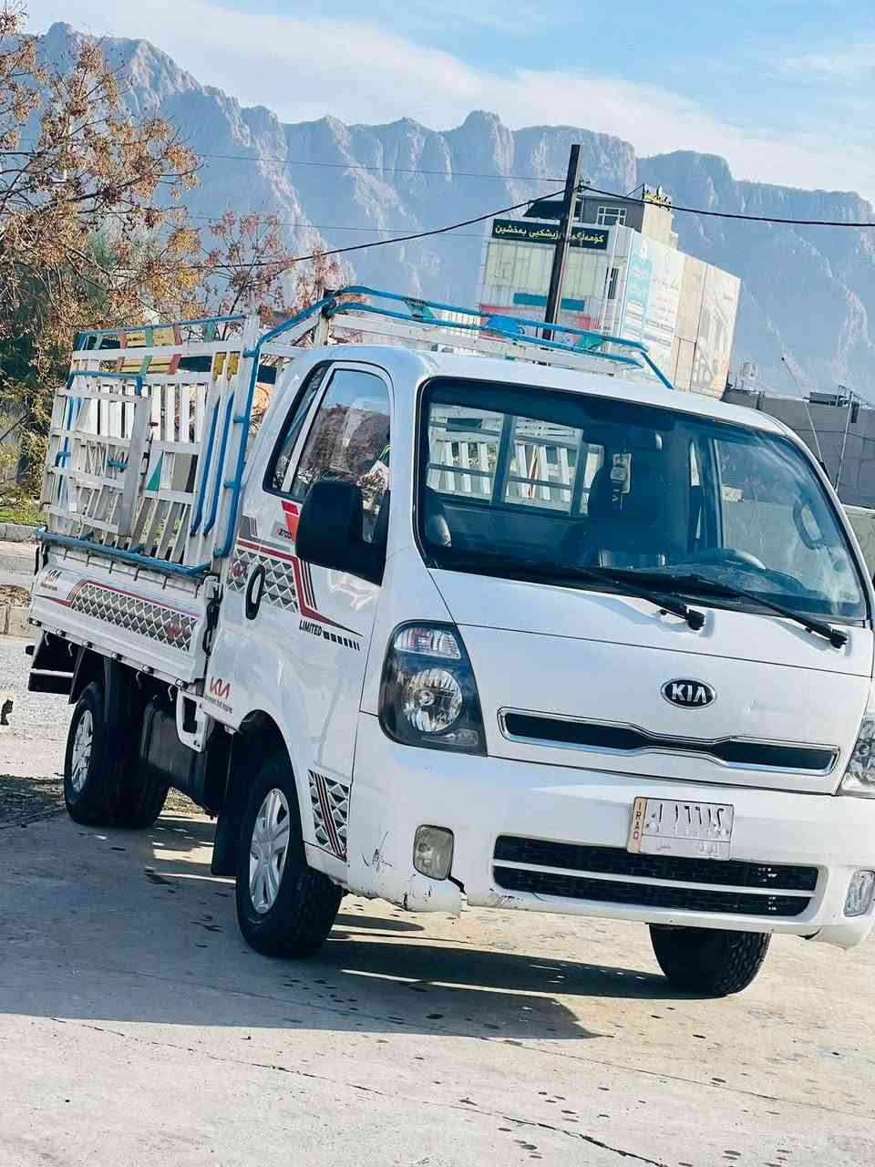 کیا مۆدێل 2015 حەجم 2700 گێر و مەکینە و ئەکسل بەشەر بێ بۆیاخ ڕەقەم بەخداد بەشەرتی پاکانە  *********** أربيل, العراق
