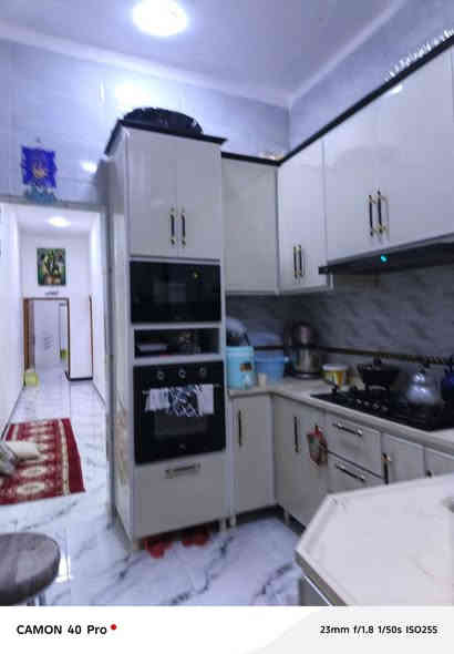 هذا البيت مساحه 100م بشط العرب الفيروزيه يبعد عن الاربع شوارع كيلووين 
يحتوي على غرفتين وصاله واستقبال وصحيات ومطبخ وناور 
نوع العقار طابو صرف زراعي سند 25 بأسم عراقي 

السعر 52 وبي مجال شراي 
لتواصل على الارقام التاليه 
***********
***********
