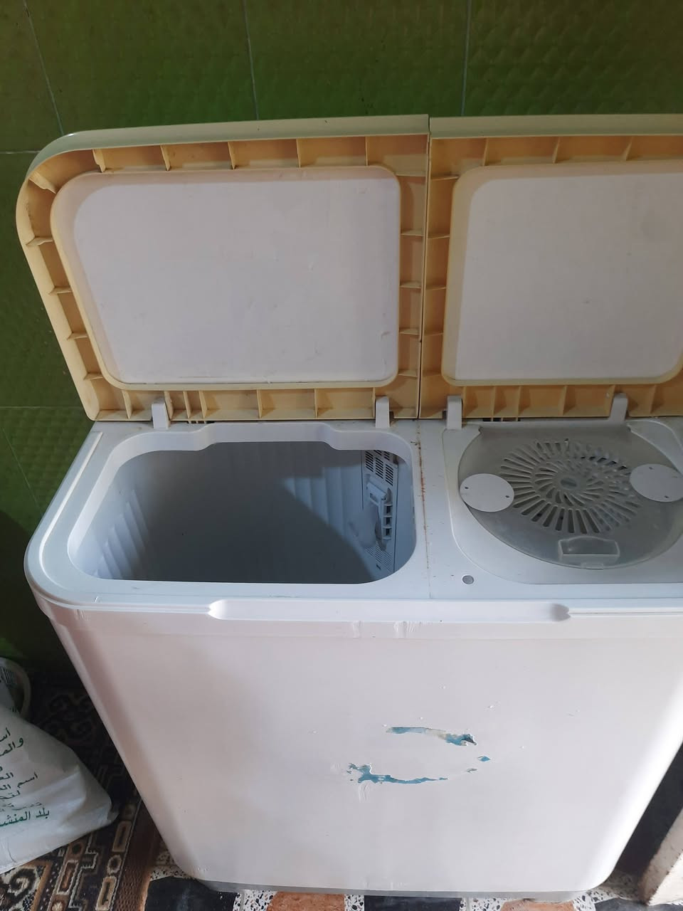 طباخ نضيف 300 سعره
وغساله سعره125 وعلى الضمان


**إذا كنت صاحب هذا الإعلان وتريد حذفه لأي سبب، رجاءا أرسل رسالة إلى الدعم الفني**