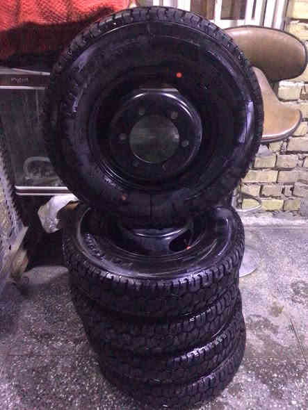 إسلام عليكم 
 وياله 13 كيا بنكو
فحل مال شركه
بعدهن جدد
بيهن واحد مشكوك 
من الصفحه
عنوان بغداد الدورة 
السعر 200 ألف 
رقم الهاتف     ***********
