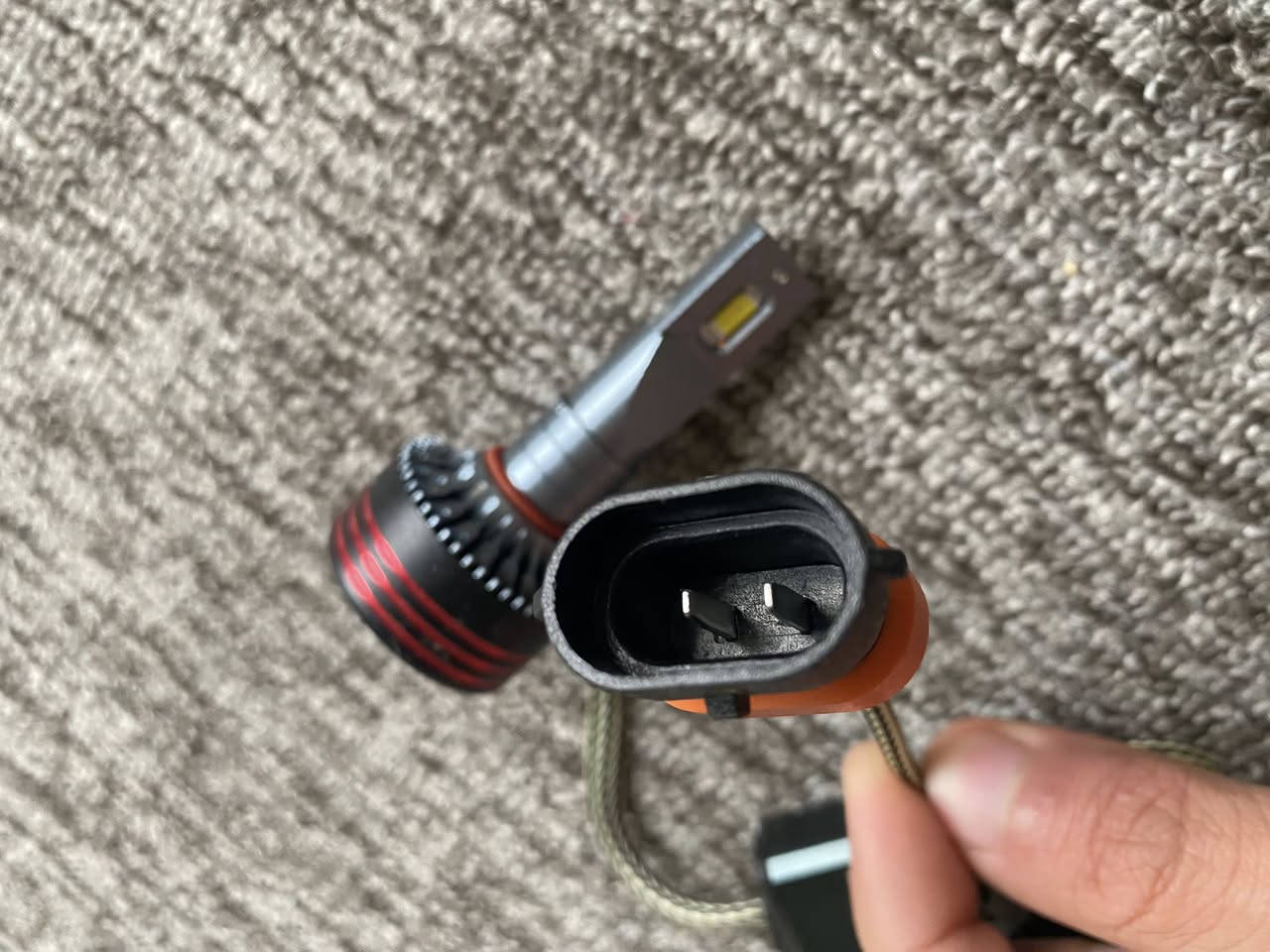 جديدات استخدام 3 ايام فقط لان بعت سياره وكلش قويات وموضح بلفديو
كدامك الشكل والفيشه 
***********
