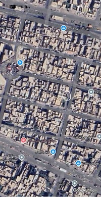 🏡 بيت للبيع - فرصة مناسبة للاستثمار أو البناء 📍 الموقع: قرب سوق علي نع...