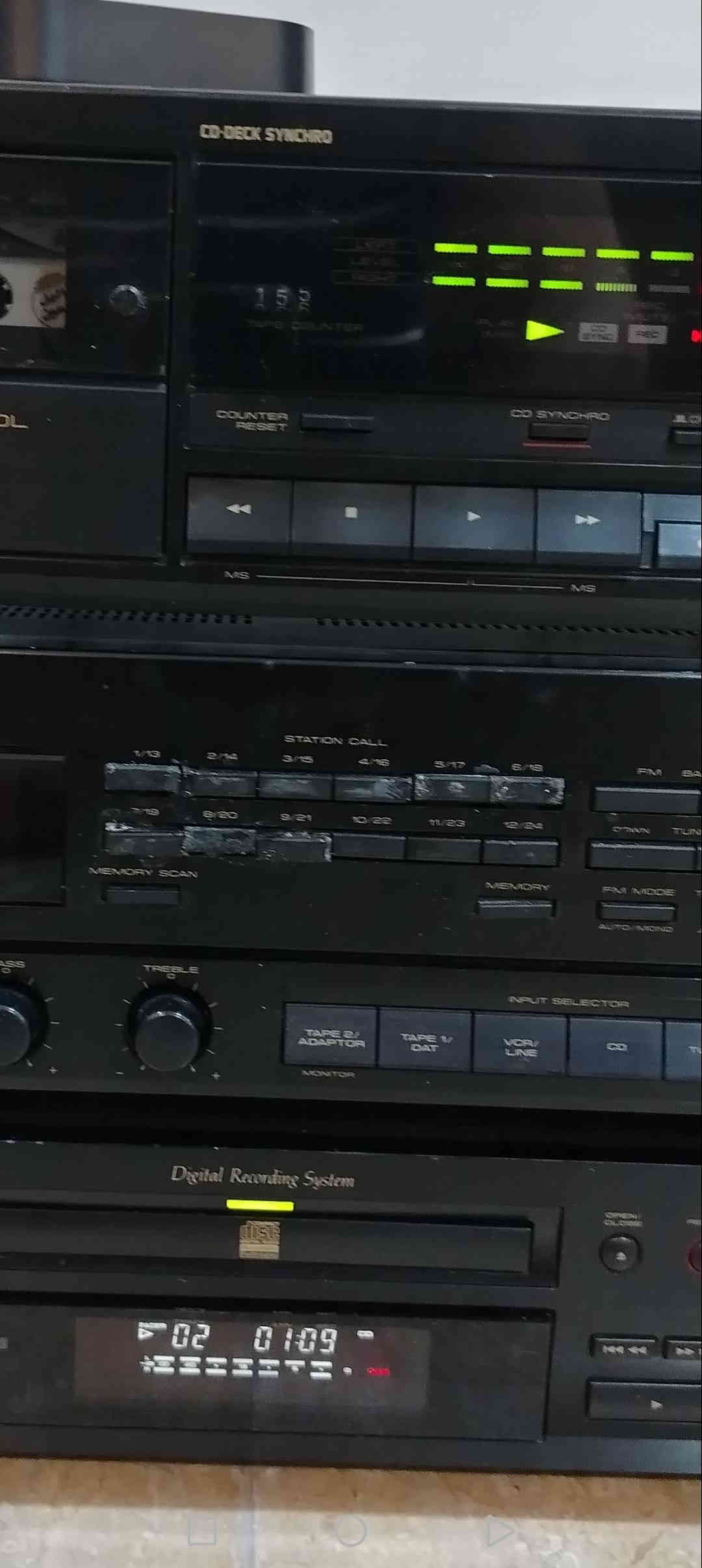 سلام عليكم من رخصة الادمن سستم حجم لارج باينير امبلي فاير و دك كاسيت وسيدي وبلوتوث بدون سماعات بدون تصليح 470 واط كهرباء 220 السعر ٢٠٠ الف ممتواجد على النت الشراي يتصل ***********
