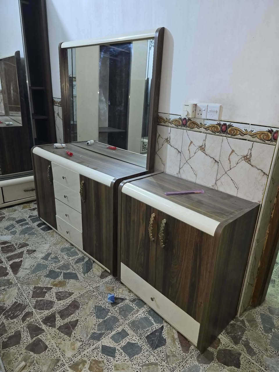 غرفه تركية ضررها بسيط ٣٠٠ الف سعرها بغداد الكمالية متواجد خاص


**إذا كنت صاحب هذا الإعلان وتريد حذفه لأي سبب، رجاءا أرسل رسالة إلى الدعم الفني**