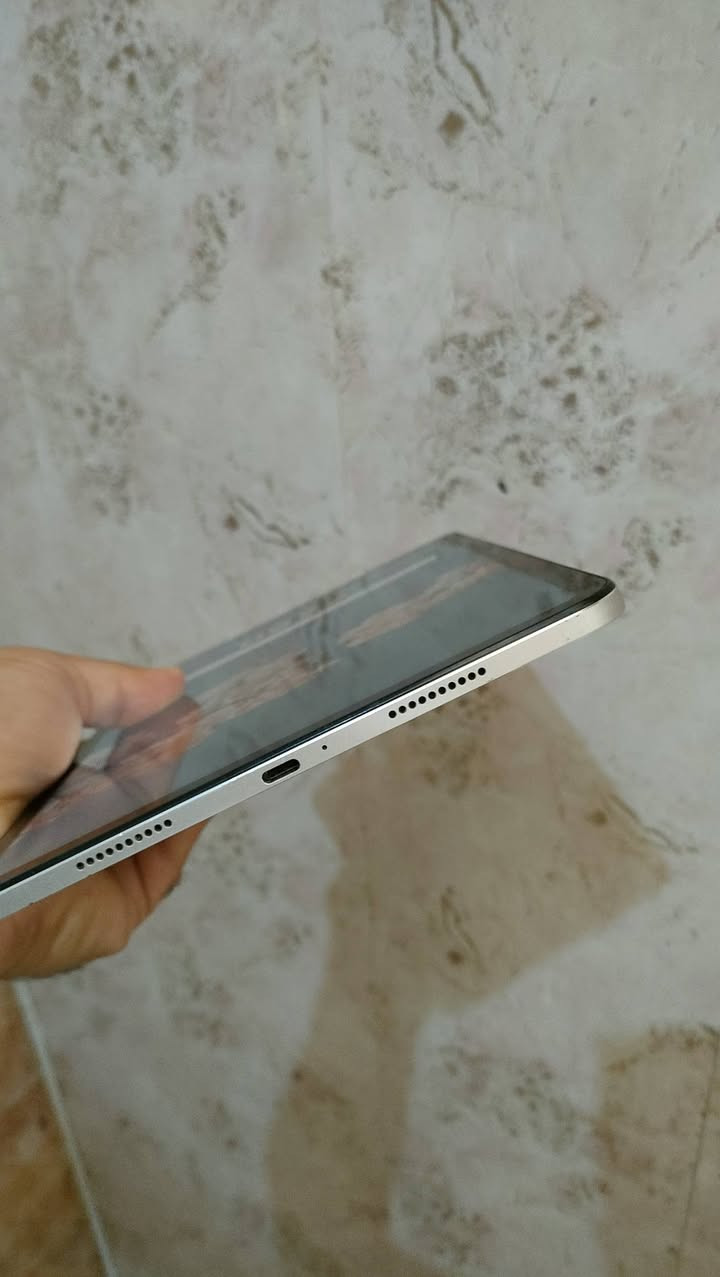 Xiaomi pad 6
السلام عليكم 
للبيع شاومي باد 6 نظافة 97٪ ✅ 
يدعم الشحن السريع ✅

جهاز نظيف استخدمته استخدام قليل هذه السنة بالبحثية 

السعر 300 الف قفل
مكاني بغداد - البلديات قرب تقاطع الكهرباء


**إذا كنت صاحب هذا الإعلان وتريد حذفه لأي سبب، رجاءا أرسل رسالة إلى الدعم الفني**