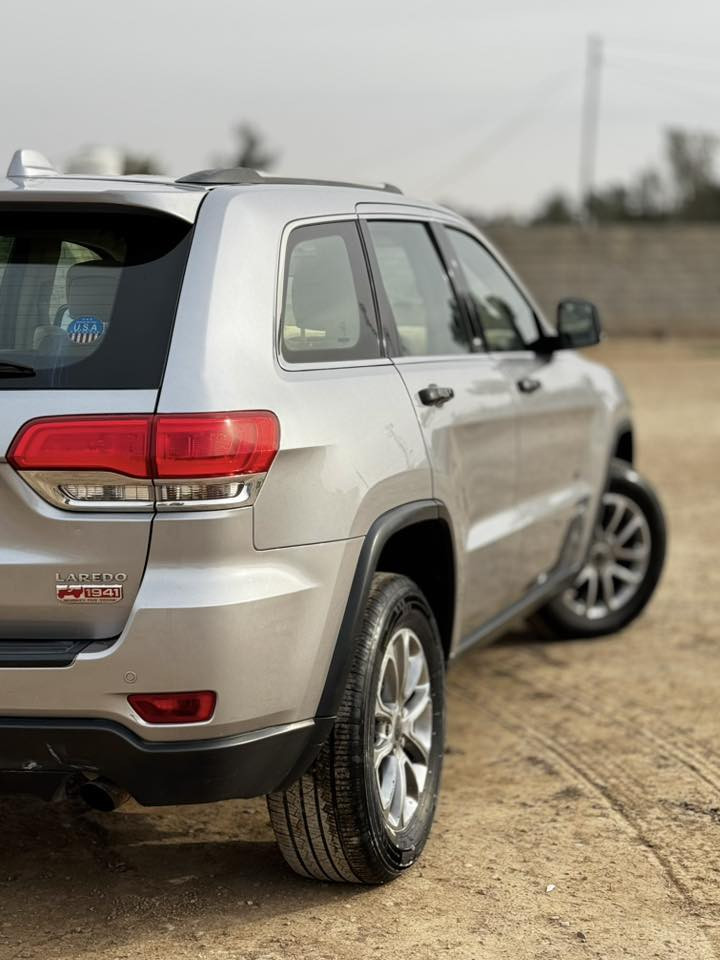 للبيع او مراوس جيب لاريدو 2014
رقم أربيل – تحويل ثاني يوم
خليجي موصفات كامرة خلفية، حساسات، فورويل، ماوس شاشة كبيرة، شفتات
بيها شخط خفيف على باب سايق وجاملغ مرشوش فقط لامفتوح ولأمبدل بلادي
سيارة حلوة كشنات جلد بيجي مقاعد كهرباء سعرها 235$للبيع او مراوس جيب شكل جديد مكان ديالى بعقوبه /***********
