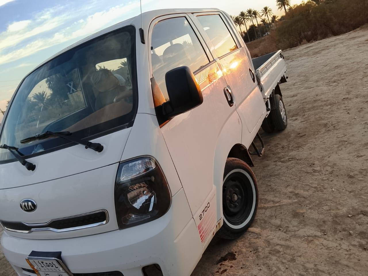 كيا 2017 للبيع بسمي سنويه مجدده مكفوله من كل شي فقط المئشر عليه صبغ وباب مبدأ اصلي  ماشيه 122 ألف 
السعر 135 ورقه ***********
