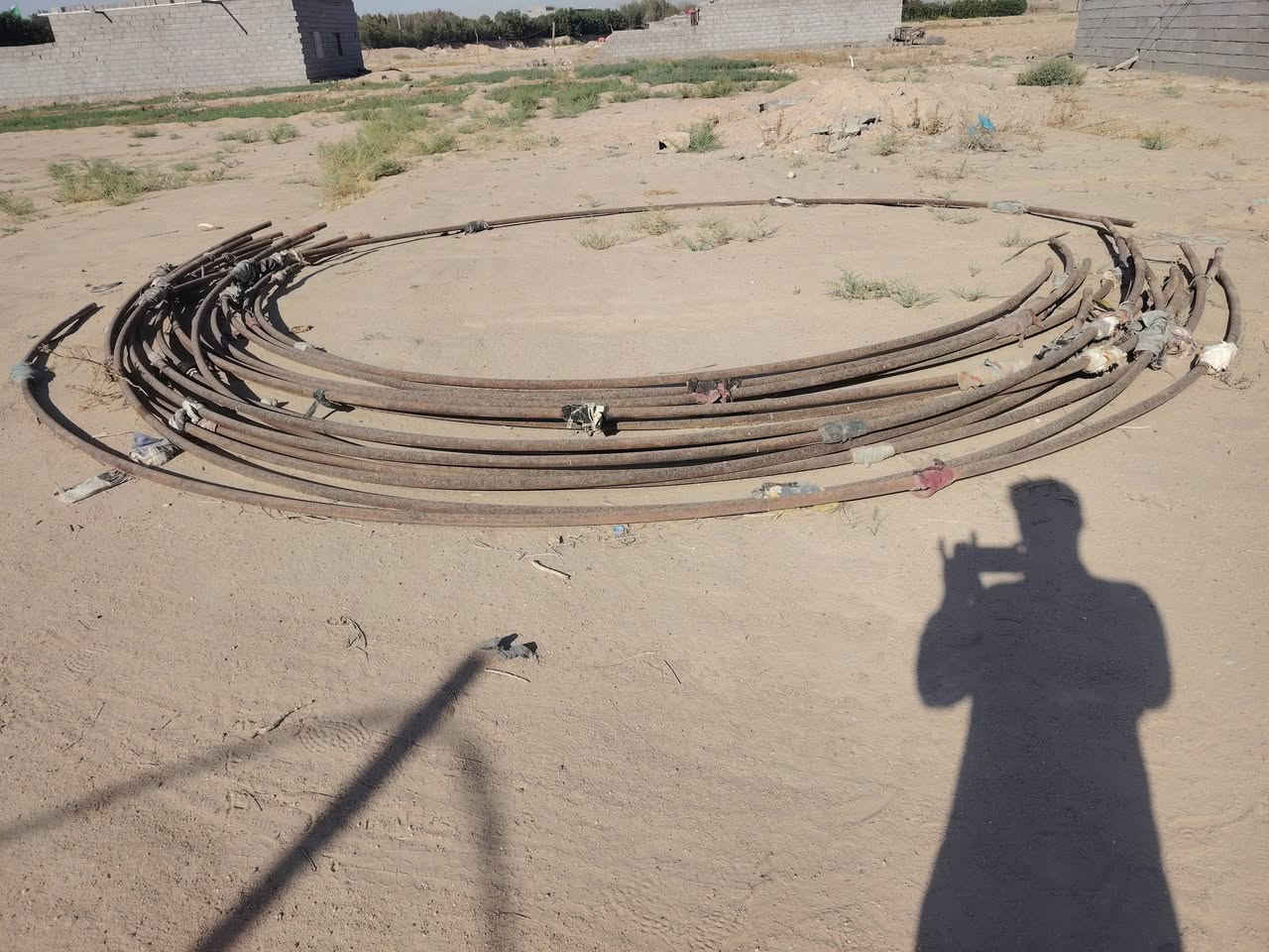العنوان بصره لزبير  ***********
***********  بيت حديد عدد 10قطع ابو ل10

يصير مشتل ويصير جاخور مال عجول مال قنم مال دجاج 

كلشي يرهم
