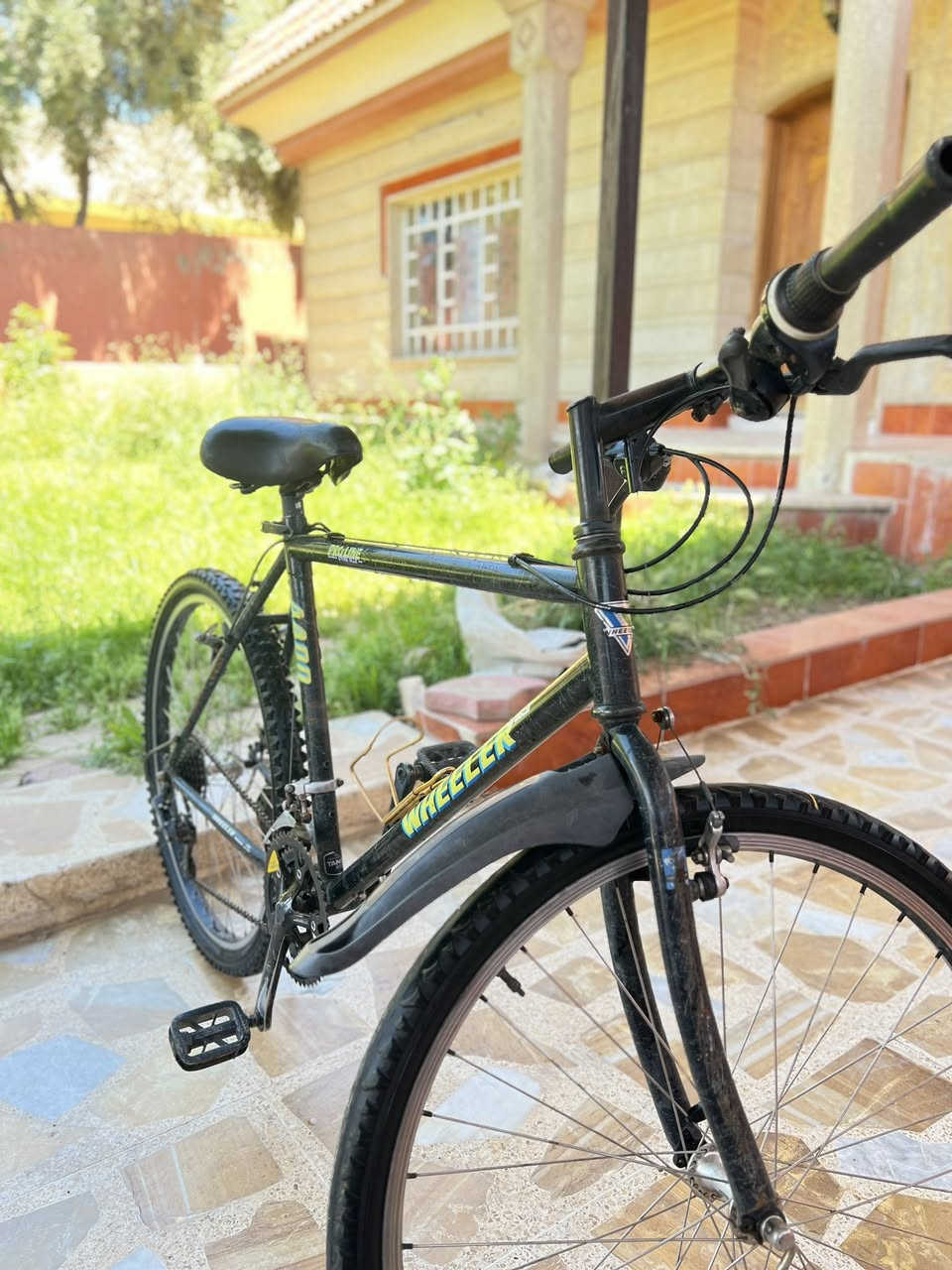 🚴‍♂️ للبيع بايسكل الماني نضيف 🇩🇪🔥
جاهز للاستعمال وحالته جيدة.
السعر 75 ألف دينار.
للتوصل الرقم إدنا ***********
