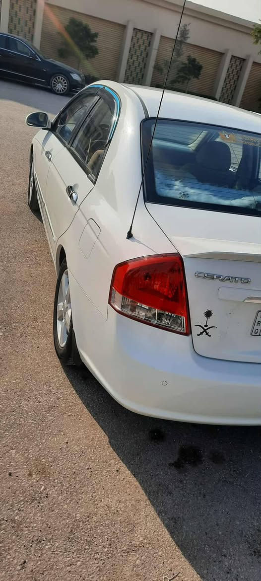 سلام عليكم
كيه سيراتو خليجي 2008 
مكينه 1600
رقم بابل نكليزي بسمي
سنويه 2030 جديده هزه جديده
مكفوله من الضربه
بيه صبغ الدواير والدوس
تبريد تدفئه كله شغال وبلاديه
كهربائيات كله بلاديه عله وضع الشركه
مكينه كير حداديه  كله جاهزه 
سعره 93 الستفسار تصل علئ الرقم
***********
مكاني كربلاء
