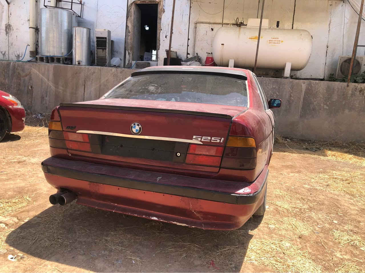 بيئم موديل ١٩٩١ كئرو مةكينة بةشةرت مةكينة ٥٢٠ گئر حادي دوكةل و بوخار بةشةرت سةيارةكة زور خاوئنة دةرةوة و ناوي وةك يةك بش و بشت كةبس  گئرحادية سلايت نية سةيارةكة زور زور بةقوةتة لة قوةت بئزارة لةكةر يةك ٥٣٠ هةستان و معدةل بكة بةرمةجةي حقلي كراية  سنةوي كةسك و واجيهةية شوئين هةولئر  *********** أربيل, العراق
