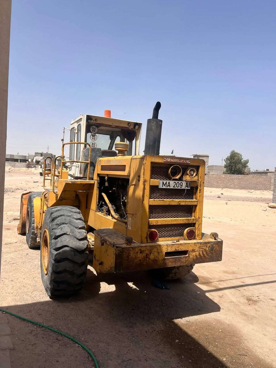 السلام عليكم ورحمه الله وبركاته
شفل اللبييييع
حجم 85 
مديل 87 رقم بصره
السكن بصره الزبير رقم الاهاتف ***********
