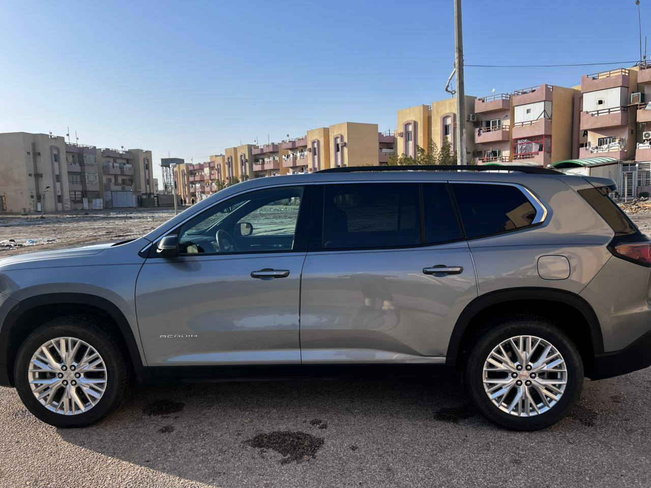 جمسي اكاديا  2024 ايلفيشن وارد امريكي
Gmc Acadia 2024 2.5L 4 

          حجم المكينه : 2.5   4 سلندر    

الضرر : دعاميات فقط بارد قليل طرف البنيد اثر تحميل   
مواصفاتها 
1. شاشه تسلا
2. كامرات 360
3. حساس خلفي امامي
4.سبعه راكب
5.كشنات جلد 
6. رادارات جانبيه
7. رادار امامي
8. تحديد مسار
9.ويل كب 
10.اشاير بالمري
11.تحكم 
12.كشنات كهرباء
13.كشافات
14. تشغيل عن بعد
15.صندوك كهرباء
16. بصمة ابواب 
17.هندبريك بصمه
18. لايت لد +زنون
19.تو ويل
24. داتا شو 
جاهزه مرقم بغداد 
السعر،  34000 الف دولار
مكان السياره الديوانيه
استفسار اتصل 
***********
