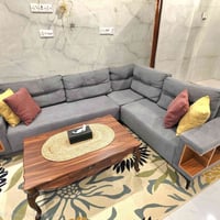 قنفات كورنر نظيف جدا ( العرض ٢متر والطول ٢،٥ متر) واتساب ٠٧٧٠٩٧١١٣٩٩ ا...