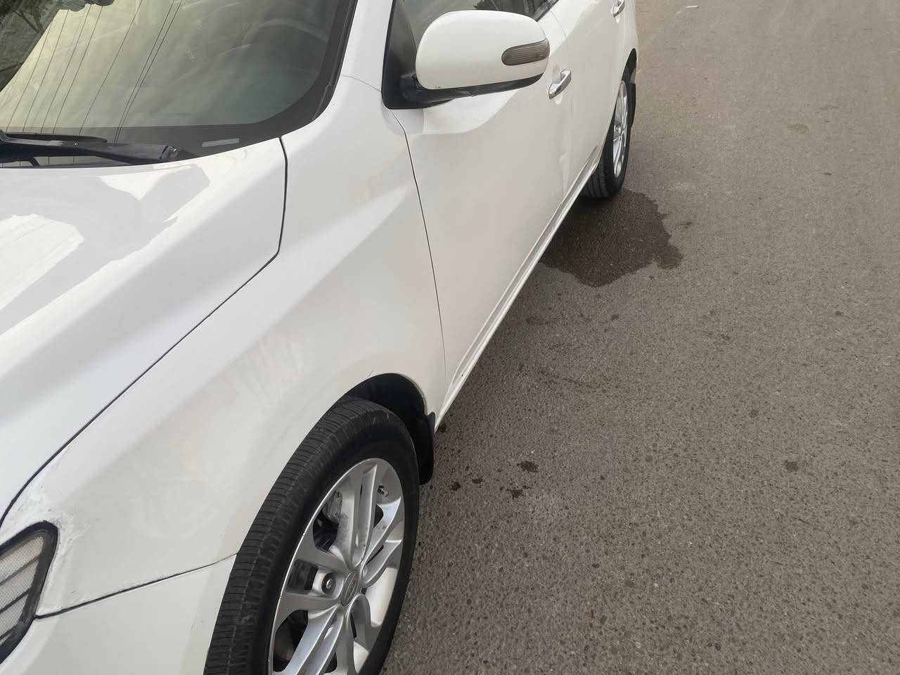 السلام عليكم
سيراتو 2011 رقم سليمانية باسمي سنوية لغاية 2030فول عدا البصمة حساس سلايد تحكم تبريد بيانو 
ويل كب محرك 1.6 صدر جديد مابيهة نقص بيهة صبغ بالباب الور ة الايمن والايسر مع الداير هذني انصبغن على ايدي وعندي صور
سعر 98 للاتصال ***********
مكانهة بغداد الكرخ
