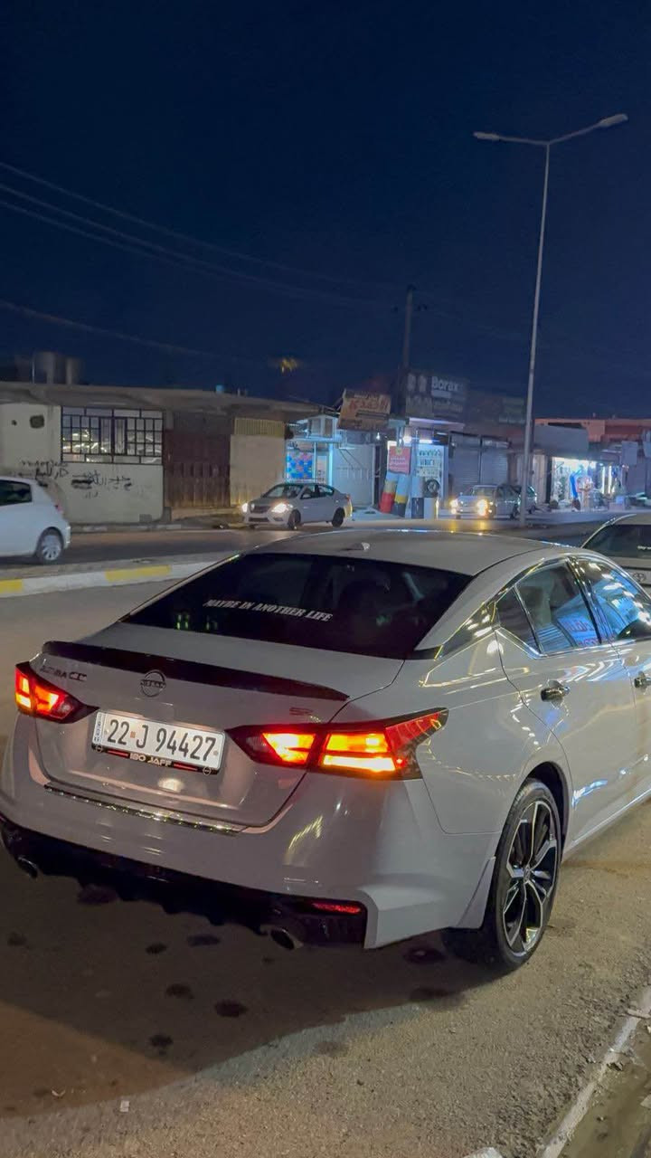 نيسان التيما 
موديل 2023 
ماشيه 53 كيلومتر 
لون سموك مميز 🔥
مواصفات SR
- كشنات تدفئة
- ⁠كشنات كهرباء
- ⁠رادار امامي
- ⁠رادار خلفي وجانبي
- ⁠اوتو هولد 
- ⁠هاندبريك بصمة
- ⁠بريك مفاجئ
- ⁠شاشه وسط تدعم ابل كاربلاي
- ⁠تحديد سرعه
- ⁠تحديد مسار
ضررها: بونيد مبدل وربع جاملغ صبغ مع شبر بهلال جاملغ خلفي وبيهة pdr
السعر: ١٧٠ وبي مجال بسيط 
للتواصل: *********** كركوك, العراق
