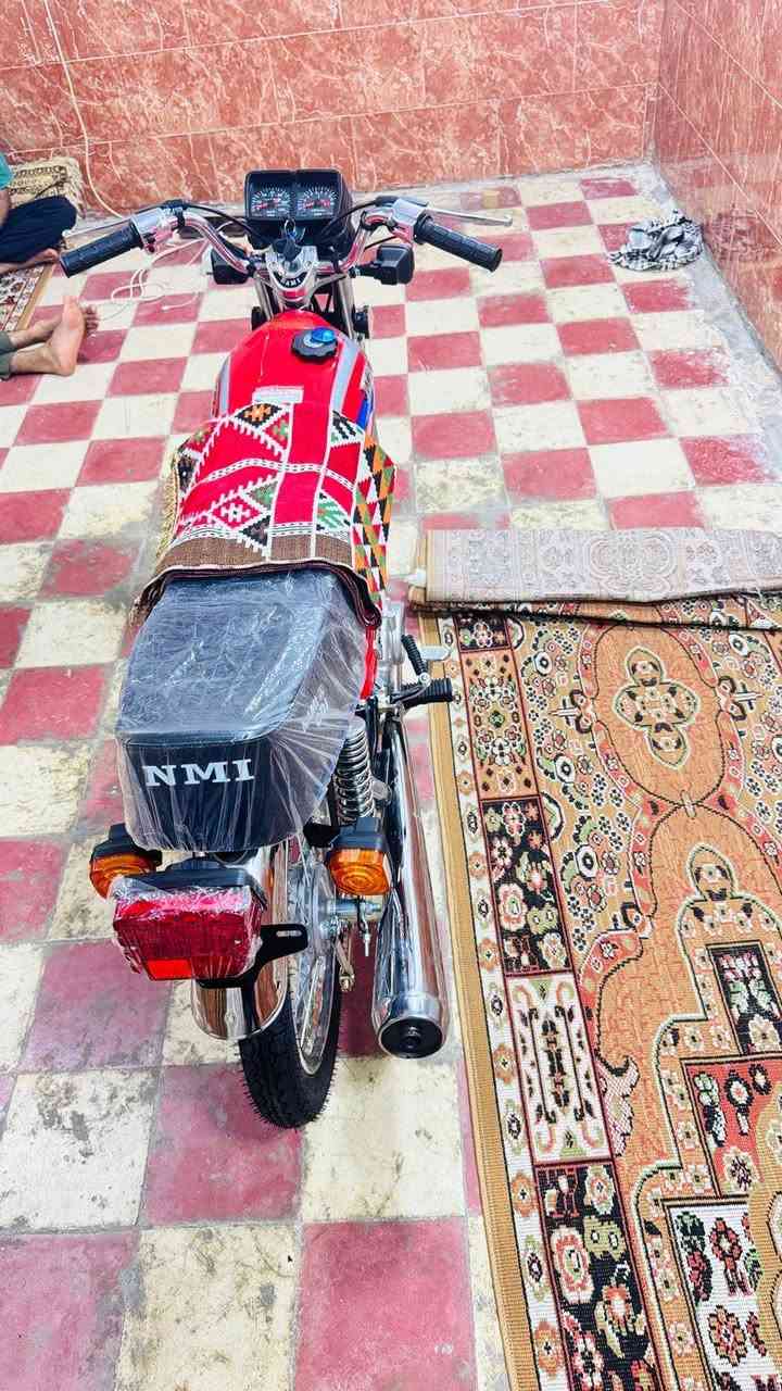 السلام عليكم🫡
🏍ناما 2027 اوراق اسكنر    ايراني باب 

✅️اول اصلي  الشلامجة شاصي صالنصة نجمة

ملحقاته نسختين سويج 

السعر تصل عل رقم بيه ؤتساب♦️

المكان :عماره احي عسكري 

الرقم :***********
