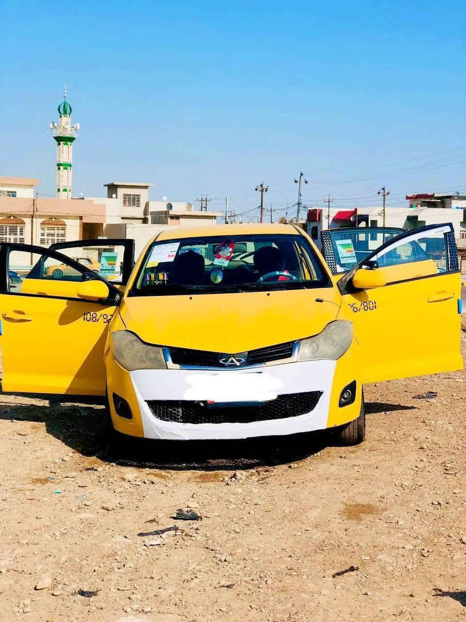 سلام عليكم سياره شيري فلاوين. موديل 2013 رقم انجليزي بصرة اني صاحب شرعي كير ومحرك شرط بدون ضرار وسيارة بي كربون تبريدثلج تدفيه شغل هيه وغرامات صفر شرط وكاله شرط تحويل السعر 40 وبي مجال ***********
